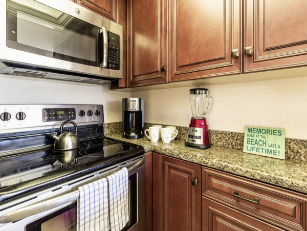Siesta Key Gem with 2 Bedrooms and Water Views